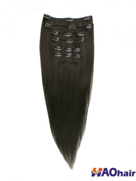 Bonne pince à cheveux remy droite noire dans les extensions de cheveux