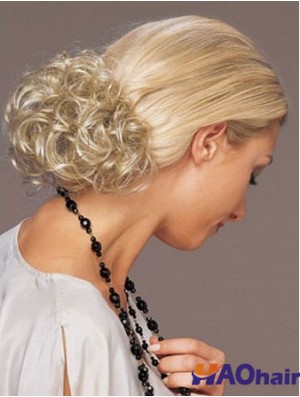 Pince synthétique bouclée blonde idéale en postiches