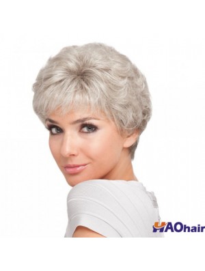 Style de cheveux courts pour les femmes âgées avec une coupe grise sans capuchon synthétique